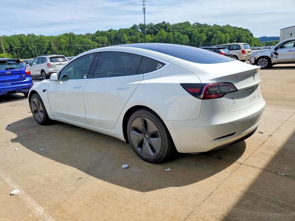 Photo 2 from auction – 2018 TESLA MODEL 3 with VIN 5YJ3E1EA5JF035206
