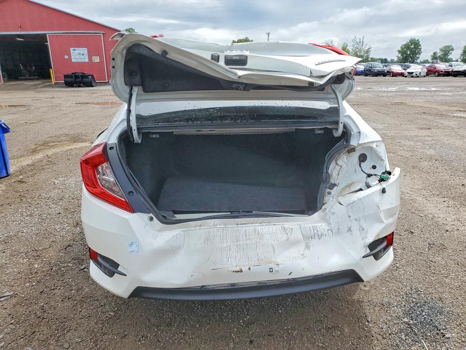 Photo 6 from auction – 2018 HONDA CIVIC with VIN 2HGFC1F97JH104092