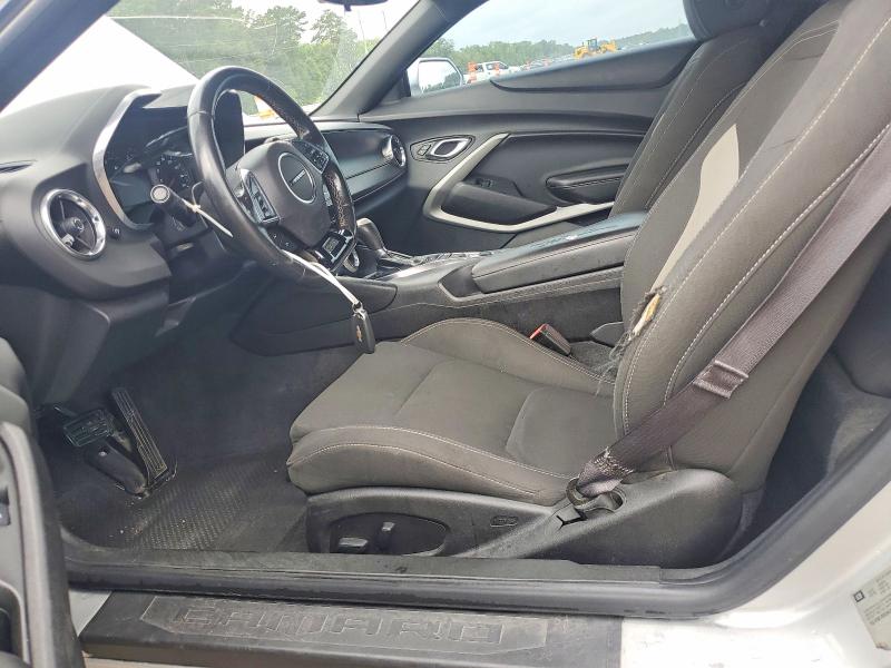 Photo 7 from auction – 2017 CHEVROLET CAMARO with VIN 1G1FB1RS0H0138432