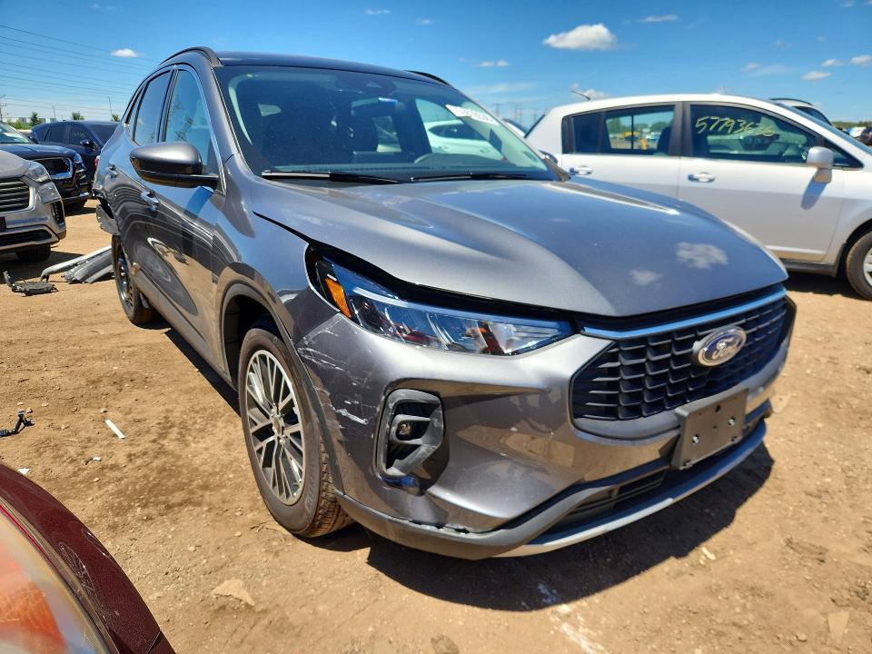 Photo 4 from auction – 2026 FORD ESCAPE with VIN 1FMCU0E14TUA18495