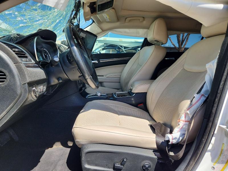 Photo 7 from auction – 2018 CHRYSLER 300 with VIN 2C3CCAEG7JH319848