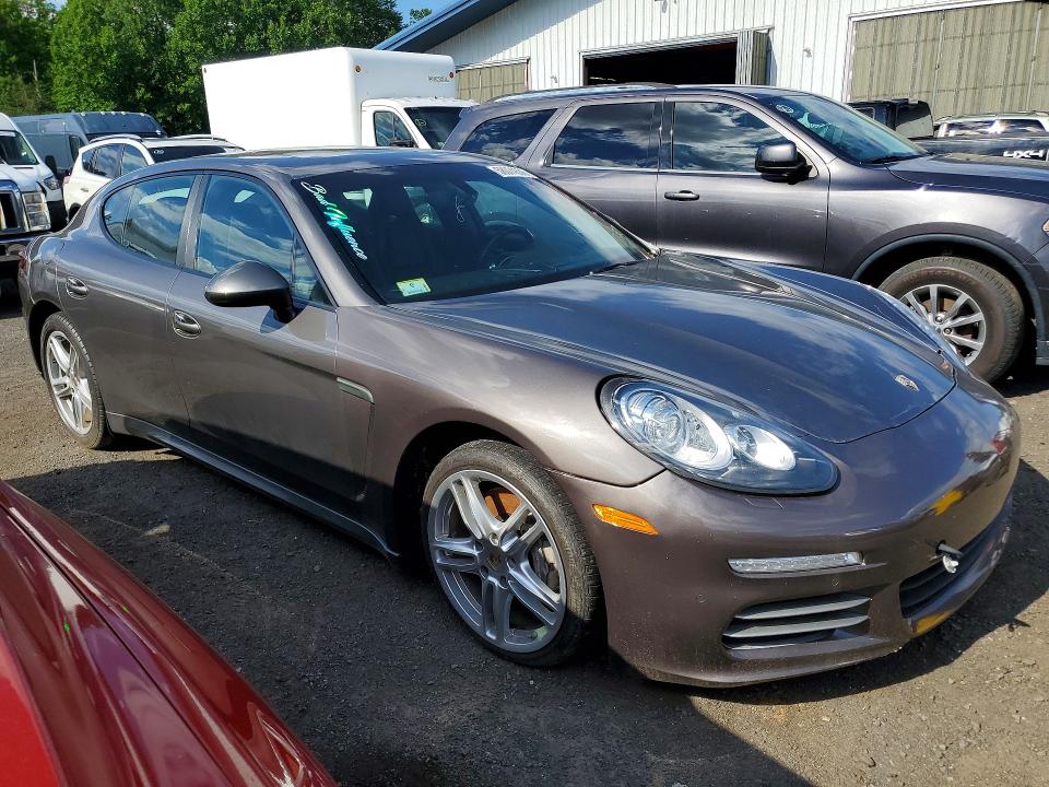 Photo 4 from auction – 2015 PORSCHE PANAMERA with VIN WP0AA2A76FL005185