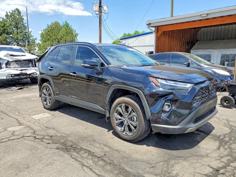 Photo 4 from auction – 2025 TOYOTA RAV4 with VIN 4T3D6RFV4SU176944