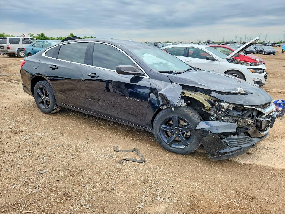 Photo 4 from auction – 2019 CHEVROLET MALIBU with VIN 1G1ZB5ST3KF227293