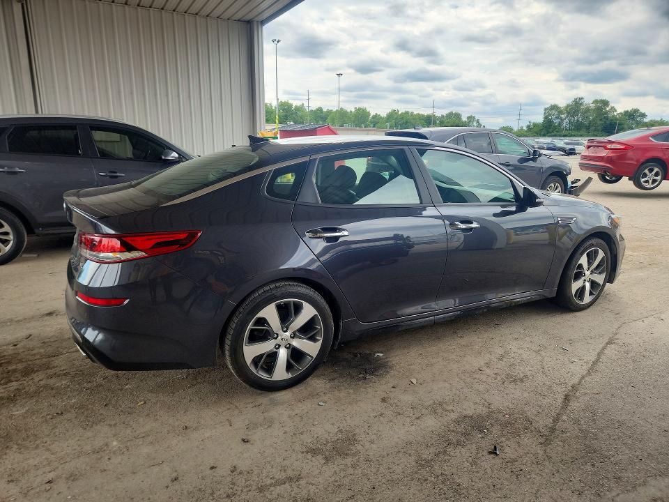 Снимка 3 от търг – 2019 KIA OPTIMA с VIN 5XXGT4L38KG317335