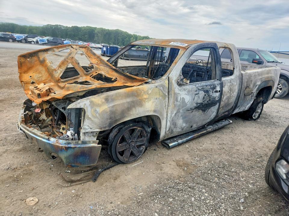 GMC SIERRA 2008 with VIN 2GTEK19JX81288899 - Photo from auction