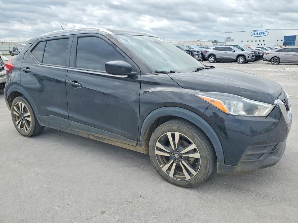 Снимка 4 от търг – 2020 NISSAN KICKS с VIN 3N1CP5CV6LL527905