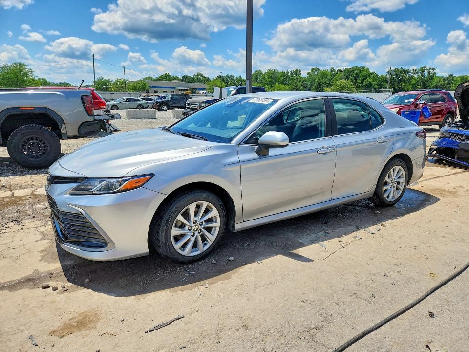 TOYOTA CAMRY 2021 с VIN 4T1C11AK9MU497754 - Снимка от търг