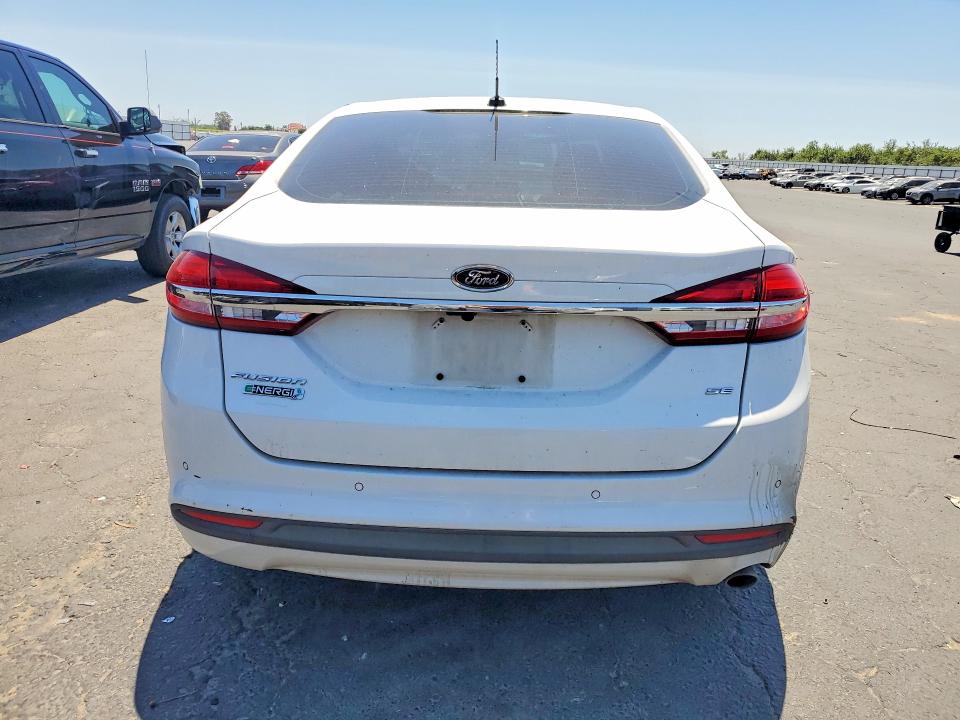 Photo 6 from auction – 2017 FORD FUSION with VIN 3FA6P0PU4HR354684