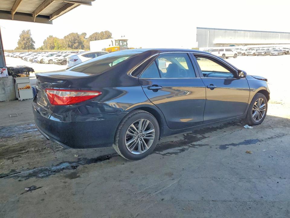 Photo 3 from auction – 2017 TOYOTA CAMRY with VIN 4T1BF1FK1HU331868