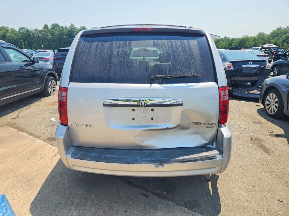 Photo 6 from auction – 2010 DODGE GRAND CARAVAN with VIN 2D4RN5D16AR409395