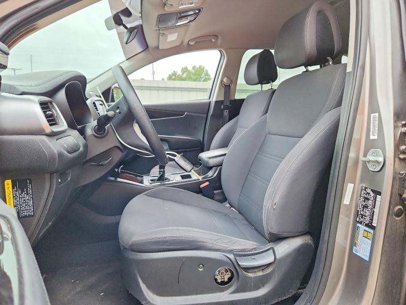Photo 7 from auction – 2016 KIA SORENTO with VIN 5XYPG4A52GG081437
