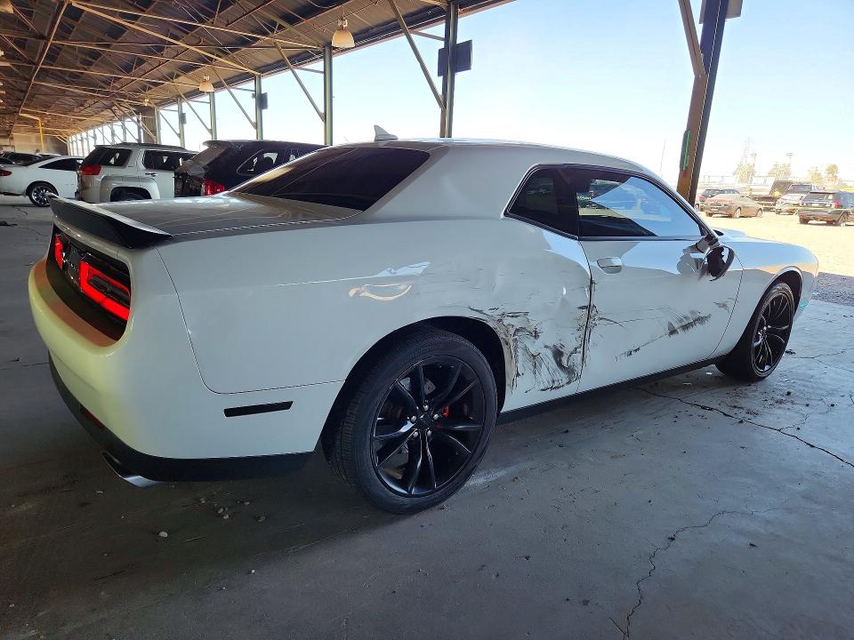 Photo 3 from auction – 2016 DODGE CHALLENGER with VIN 2C3CDZAG9GH202525
