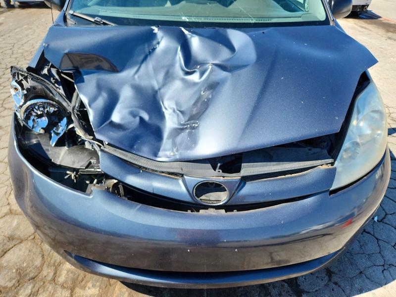 Photo 12 from auction – 2009 TOYOTA SIENNA with VIN 5TDZK23CX9S257535