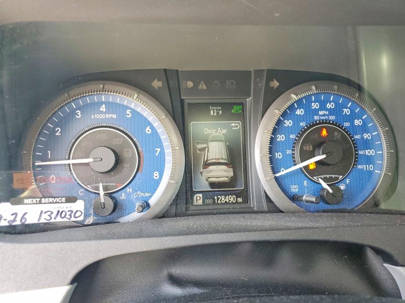 Photo 9 from auction – 2018 TOYOTA SIENNA with VIN 5TDYZ3DC8JS928992