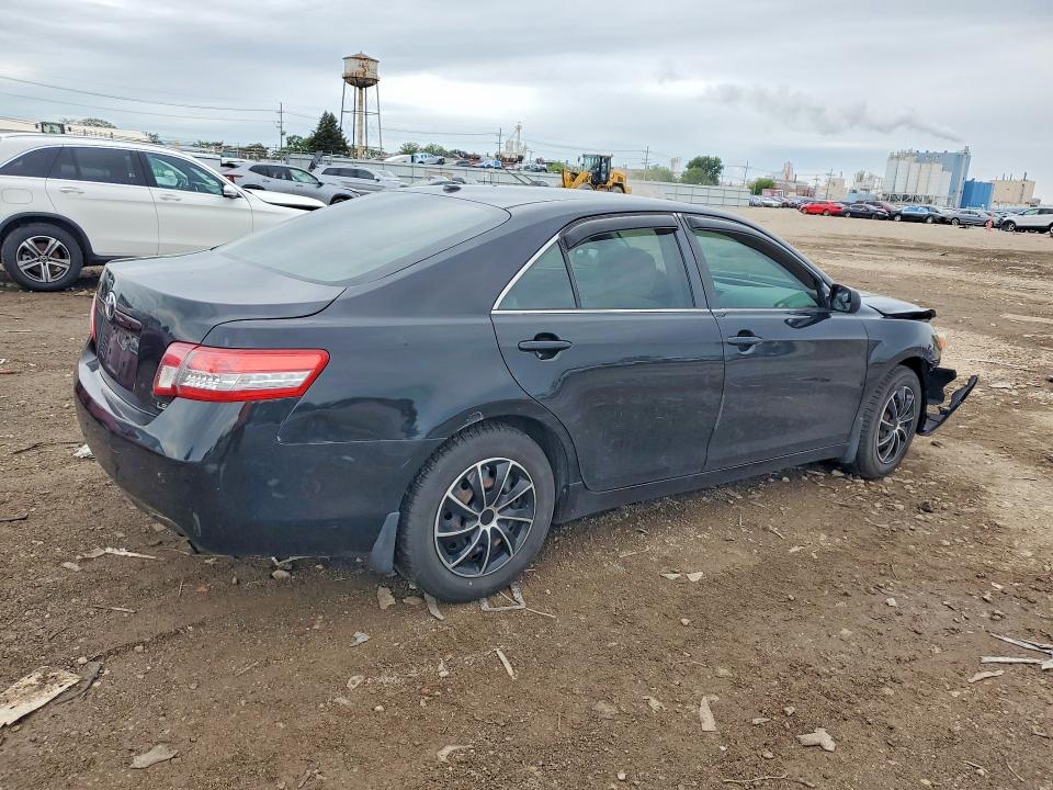 Photo 3 from auction – 2010 TOYOTA CAMRY with VIN 4T4BF3EK9AR017037
