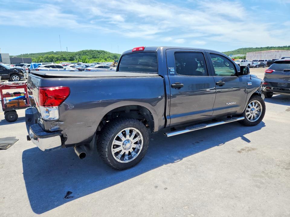 Photo 3 from auction – 2012 TOYOTA TUNDRA with VIN 5TFDW5F14CX240807
