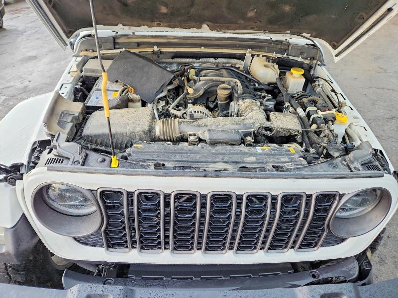 Фото 11 с аукциона – 2024 JEEP GLADIATOR с VIN 1C6HJTAG0RL106044