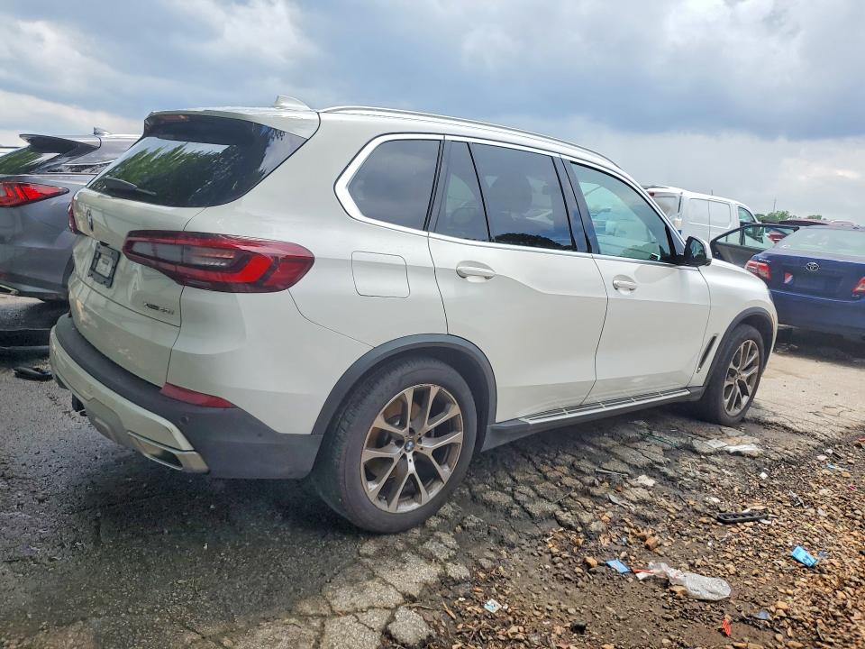 Photo 3 from auction – 2023 BMW X5 with VIN 5UXCR6C00P9S00401