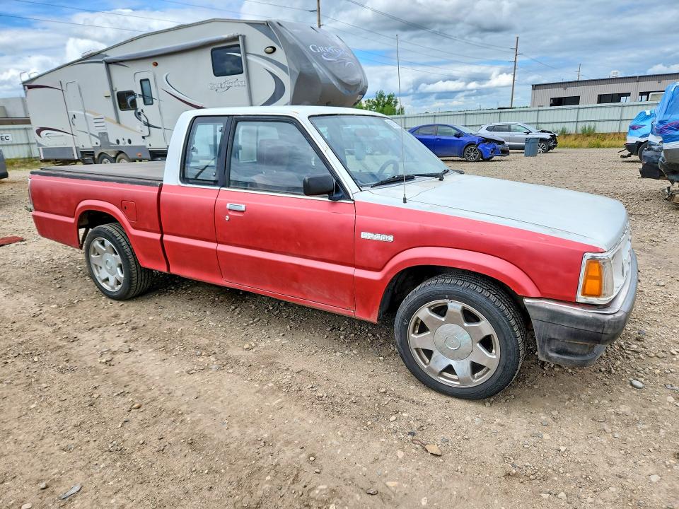 Photo 4 from auction – 1987 MAZDA B2000 with VIN JM2UF3111H0570122