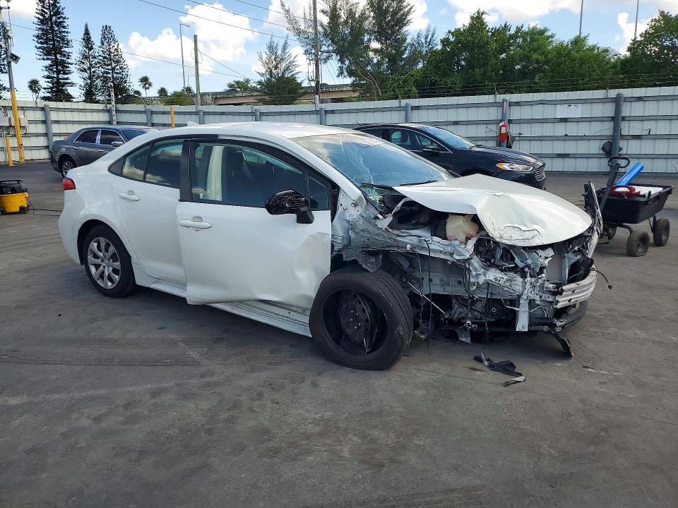 Photo 4 from auction – 2020 TOYOTA COROLLA with VIN JTDEPRAE2LJ073482