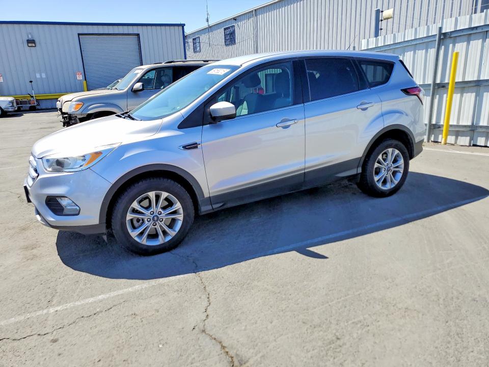 FORD ESCAPE 2017 with VIN 1FMCU9GD1HUE55471 - Photo from auction