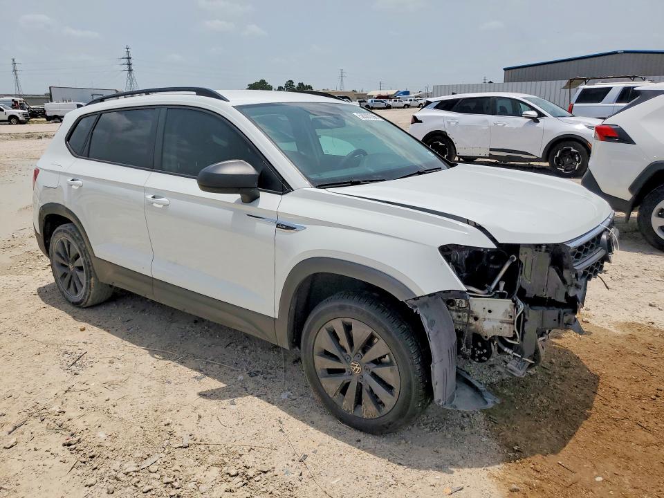 Photo 4 from auction – 2022 VOLKSWAGEN TAOS with VIN 3VVCX7B2XNM014638