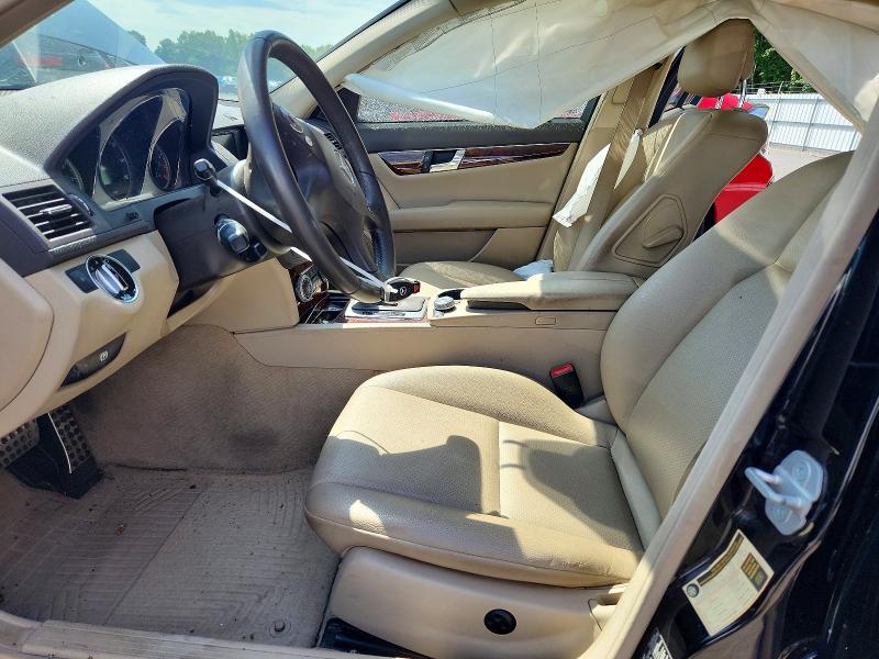 Photo 7 from auction – 2011 MERCEDES-BENZ C with VIN WDDGF8BB4BR150370