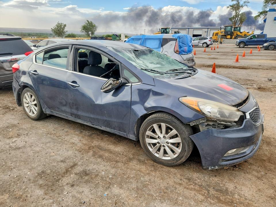 صورة رقم 4 من المزاد - 2015 KIA FORTE مع VIN KNAFX4A88F5280745