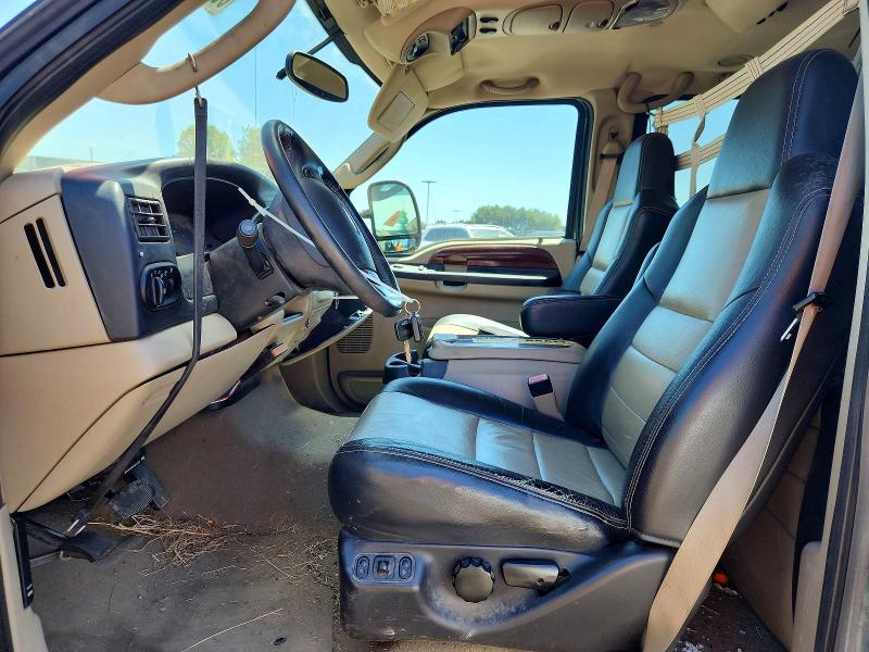 Zdjęcie 7 z aukcji – 2005 FORD EXCURSION z VIN 1FMNU45S35EC42315
