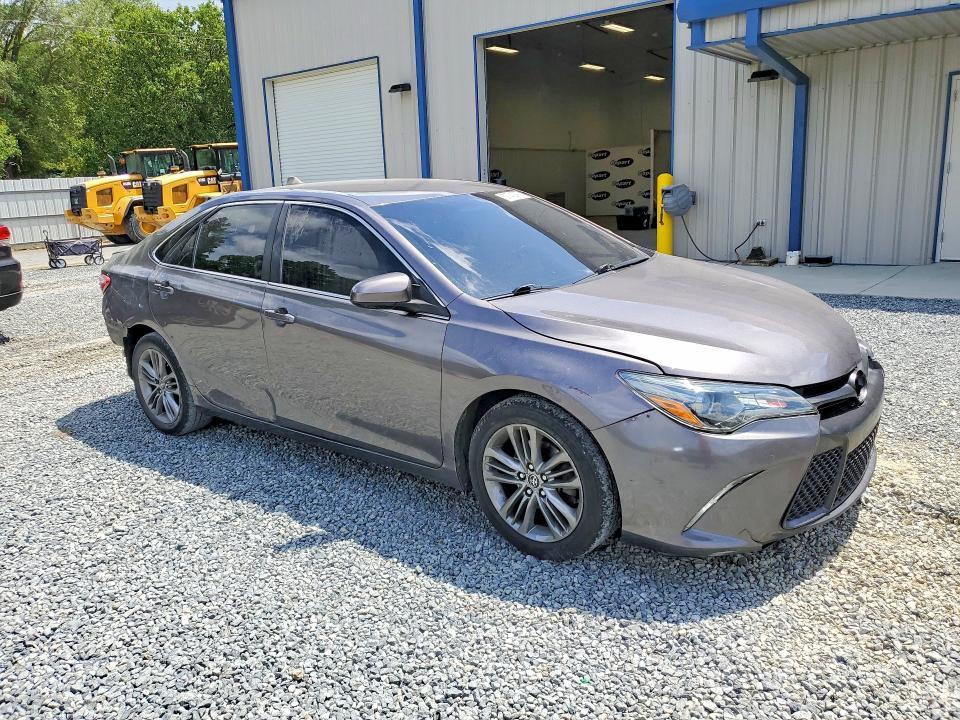 Photo 4 from auction – 2015 TOYOTA CAMRY with VIN 4T1BF1FKXFU074464