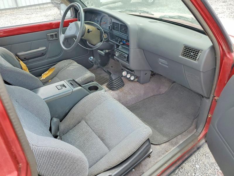 Photo 8 from auction – 1992 TOYOTA PICKUP with VIN 4TARN81AXNZ033763