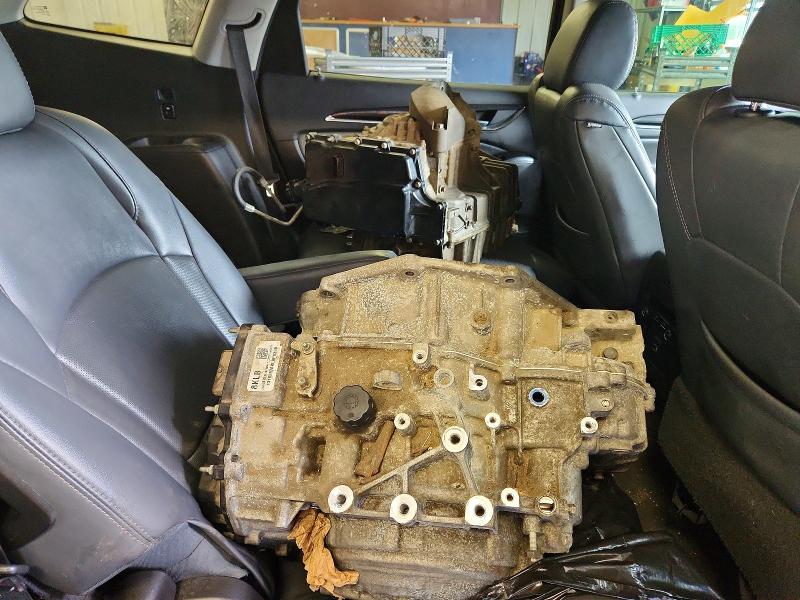 Photo 13 from auction – 2019 BUICK ENCLAVE with VIN 5GAERBKW2KJ182520