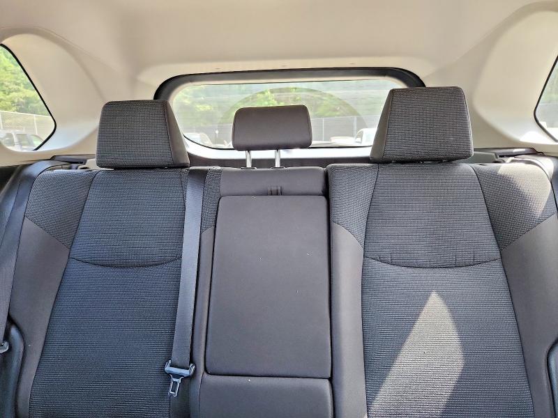 Photo 10 from auction – 2023 TOYOTA RAV4 with VIN 2T3K1RFV5PC227446