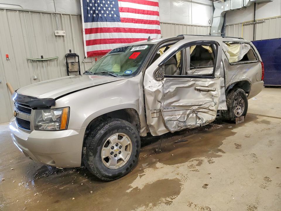 2008 CHEVROLET SUBURBAN - Търг №58078056