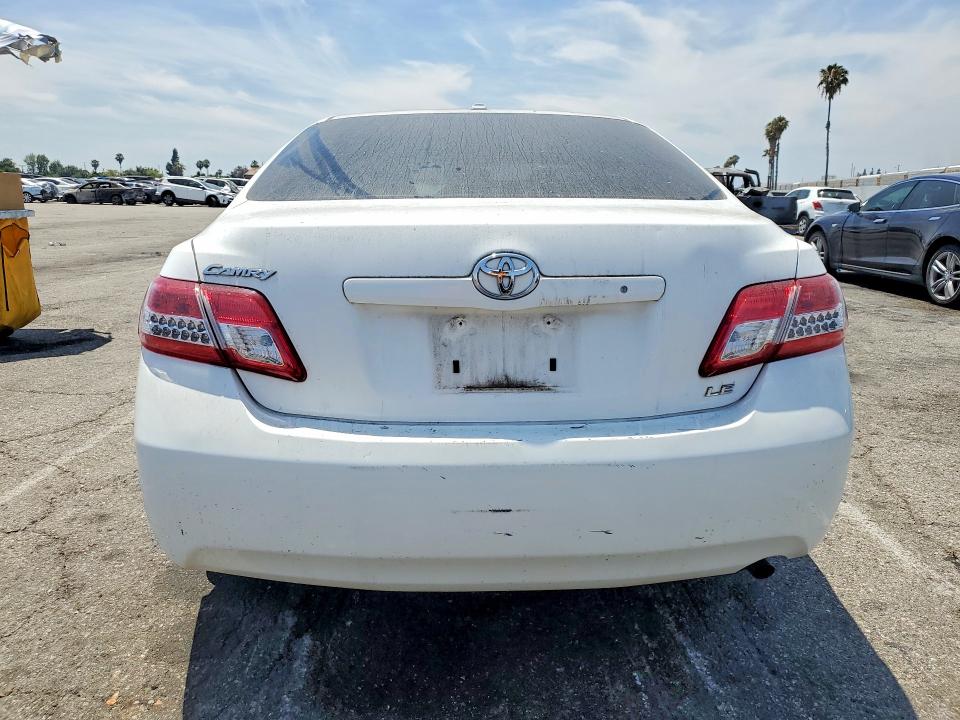 Photo 6 from auction – 2011 TOYOTA CAMRY with VIN 4T4BF3EK6BR123155