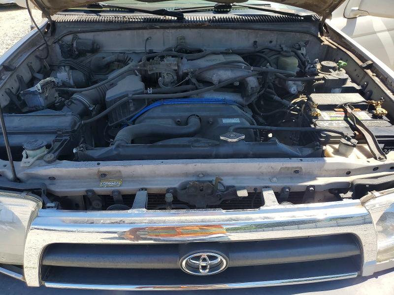 Photo 12 from auction – 1999 TOYOTA 4RUNNER with VIN JT3GN86R5X0114689