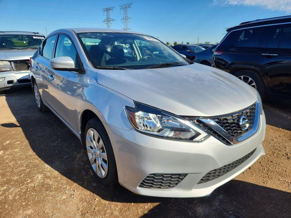 Photo 4 from auction – 2016 NISSAN SENTRA with VIN 3N1AB7AP0GL670246