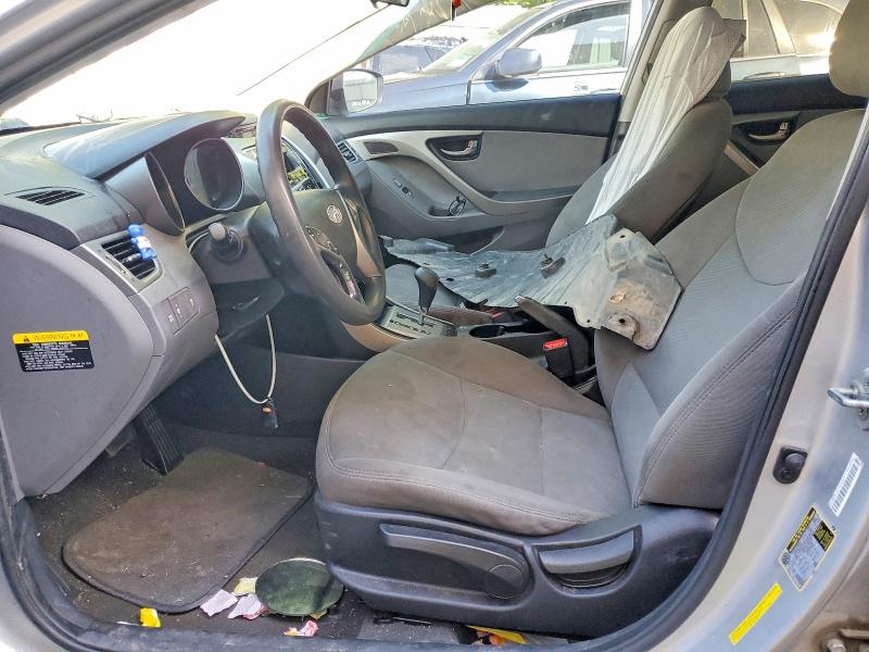 Photo 7 from auction – 2013 HYUNDAI ELANTRA with VIN 5NPDH4AE0DH319516