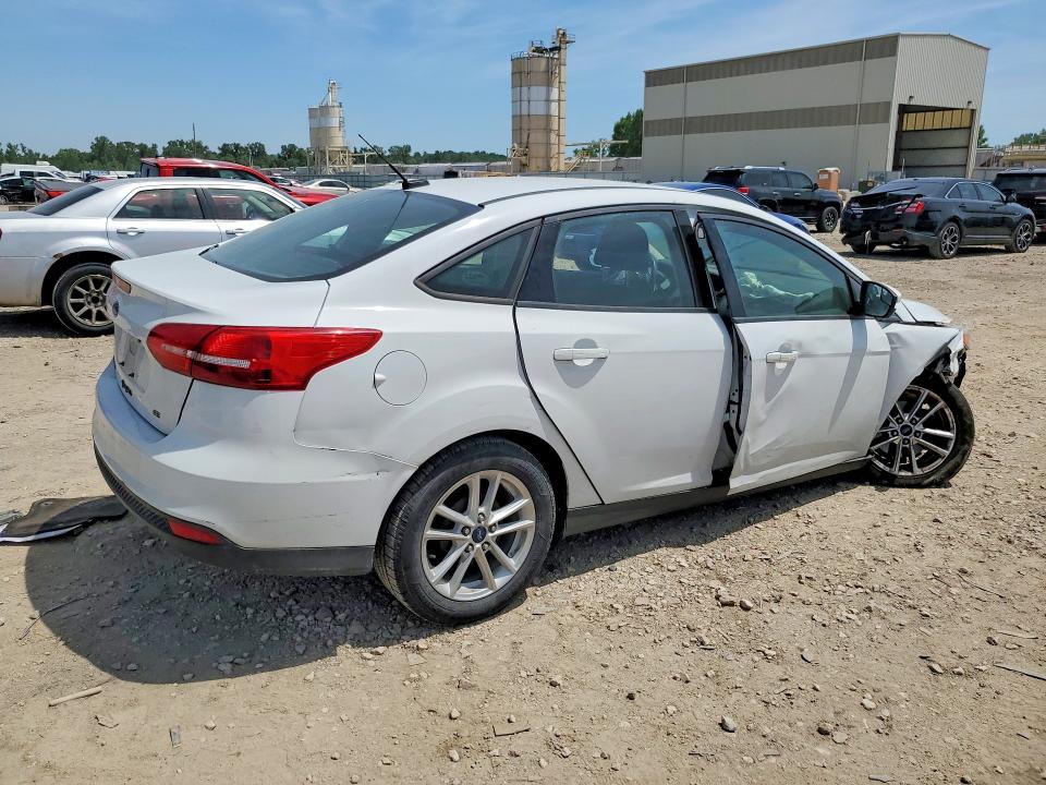 Photo 3 from auction – 2017 FORD FOCUS with VIN 1FADP3F23HL254261