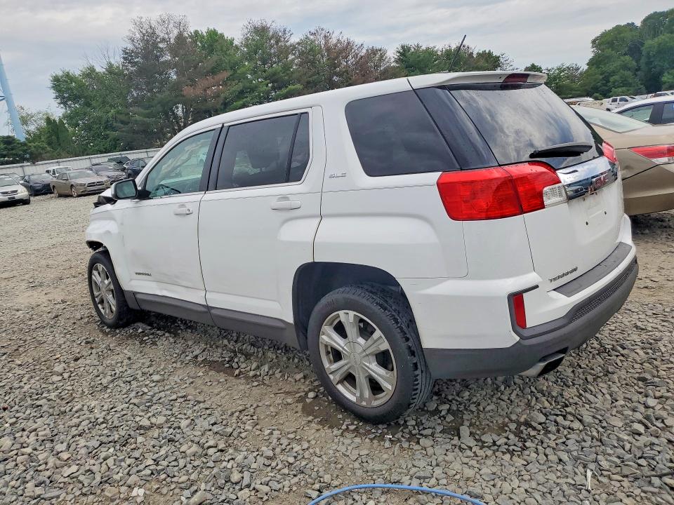 Photo 2 from auction – 2017 GMC TERRAIN with VIN 2GKALMEK2H6135775