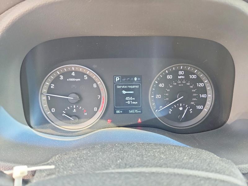 Photo 9 from auction – 2016 HYUNDAI TUCSON with VIN KM8J33A24GU203467