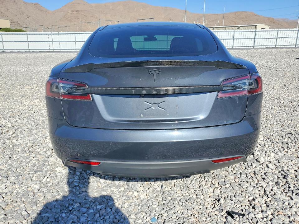 Photo 6 from auction – 2014 TESLA MODEL S with VIN 5YJSA1H16EFP50942