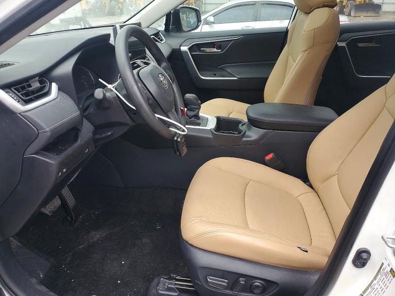 Photo 7 from auction – 2024 TOYOTA RAV4 with VIN 2T3W1RFV7RC296871