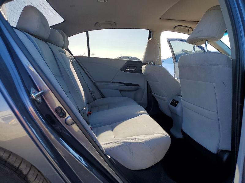 Photo 10 from auction – 2015 HONDA ACCORD with VIN 1HGCR2F73FA122035