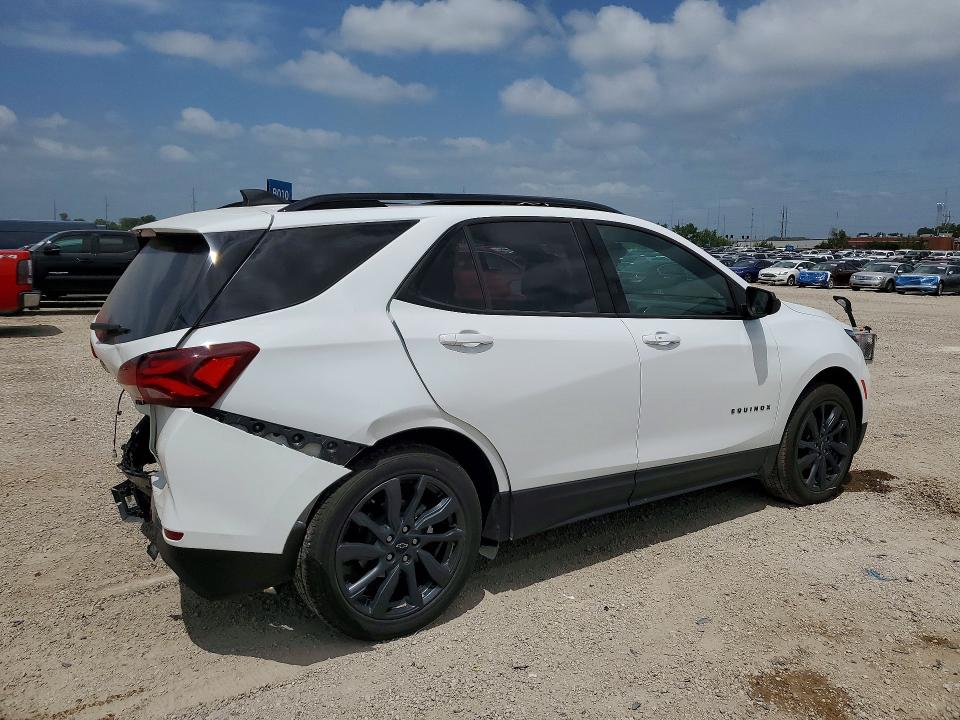 Photo 3 from auction – 2022 CHEVROLET EQUINOX with VIN 2GNAXWEV0N6142295
