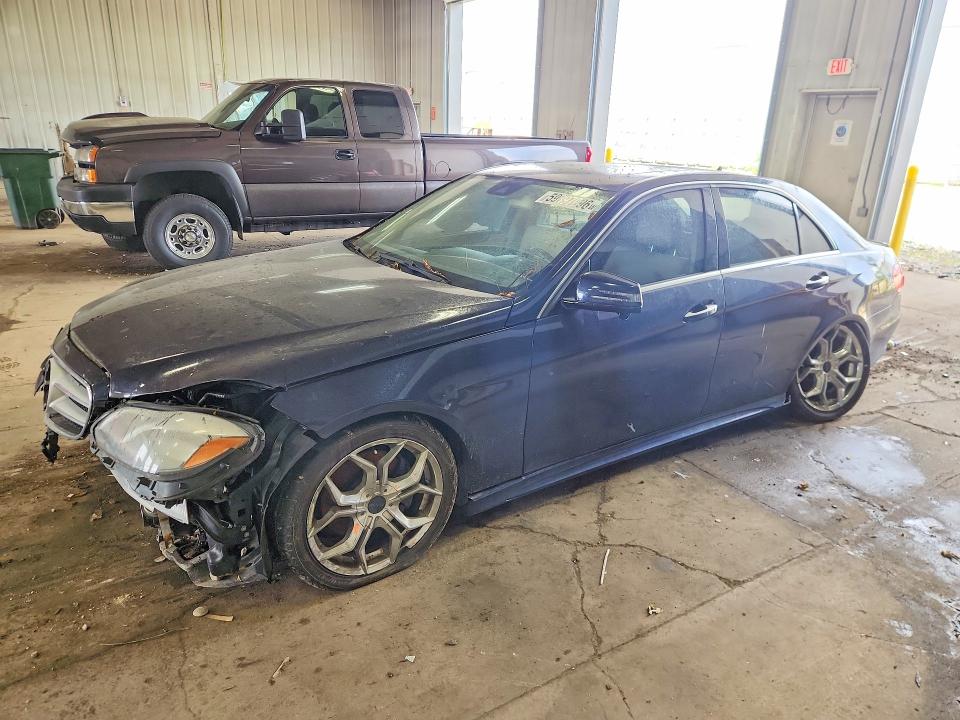 MERCEDES-BENZ E 2016 with VIN WDDHF8JB9GB268730 - Photo from auction