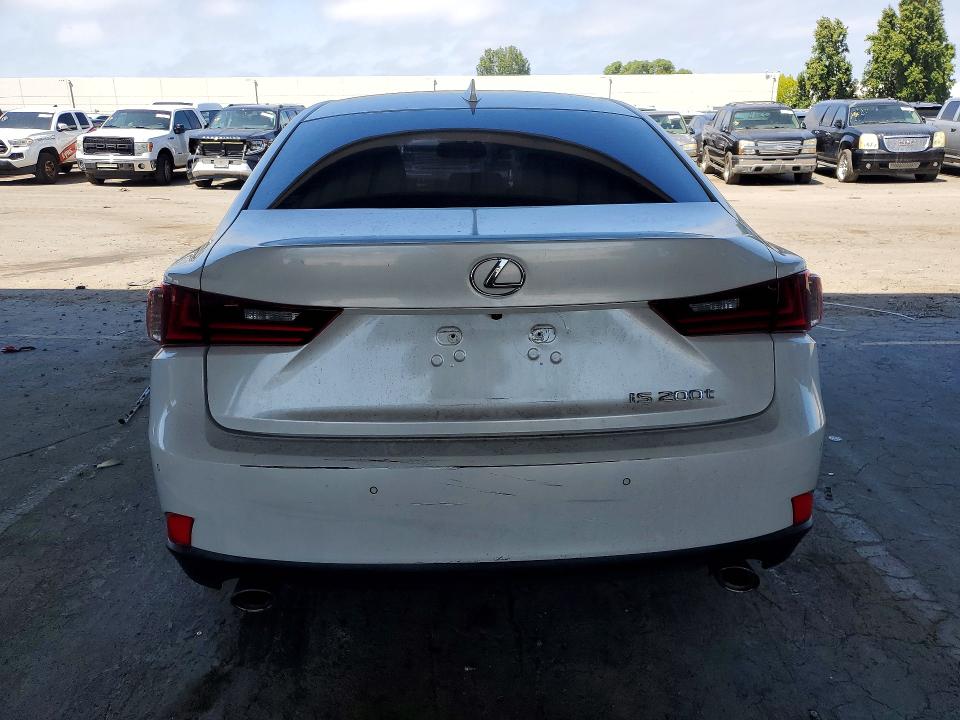 Photo 6 from auction – 2016 LEXUS IS with VIN JTHBA1D2XG5008299