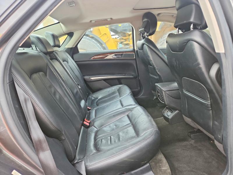 Photo 10 from auction – 2016 LINCOLN MKZ with VIN 3LN6L2GK9GR631193