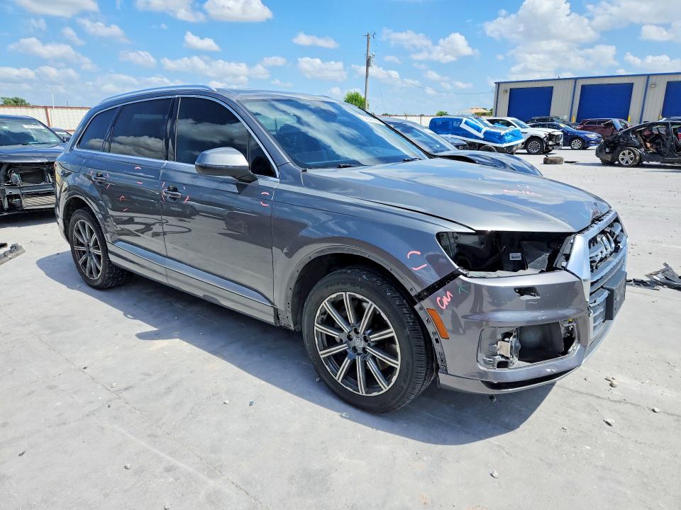 Photo 4 from auction – 2017 AUDI Q7 with VIN WA1LAAF76HD058729